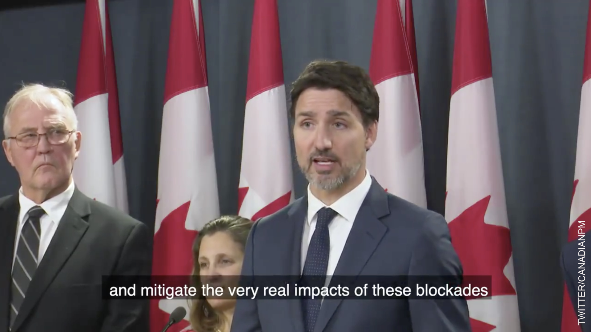 Trudeau pide a líderes autóctonos levantar bloqueos
