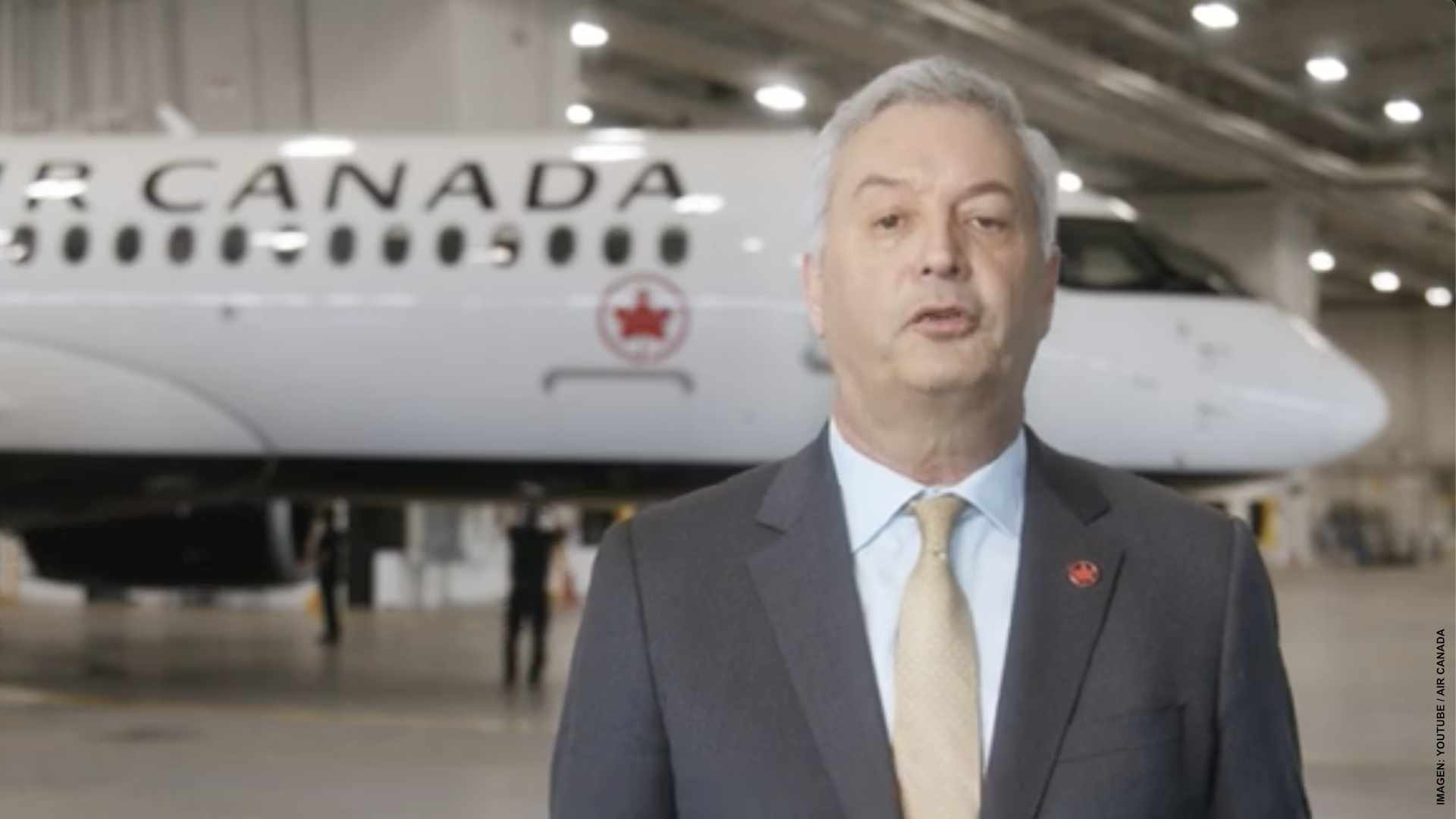 Increpan a director de Air Canada por no hablar francés