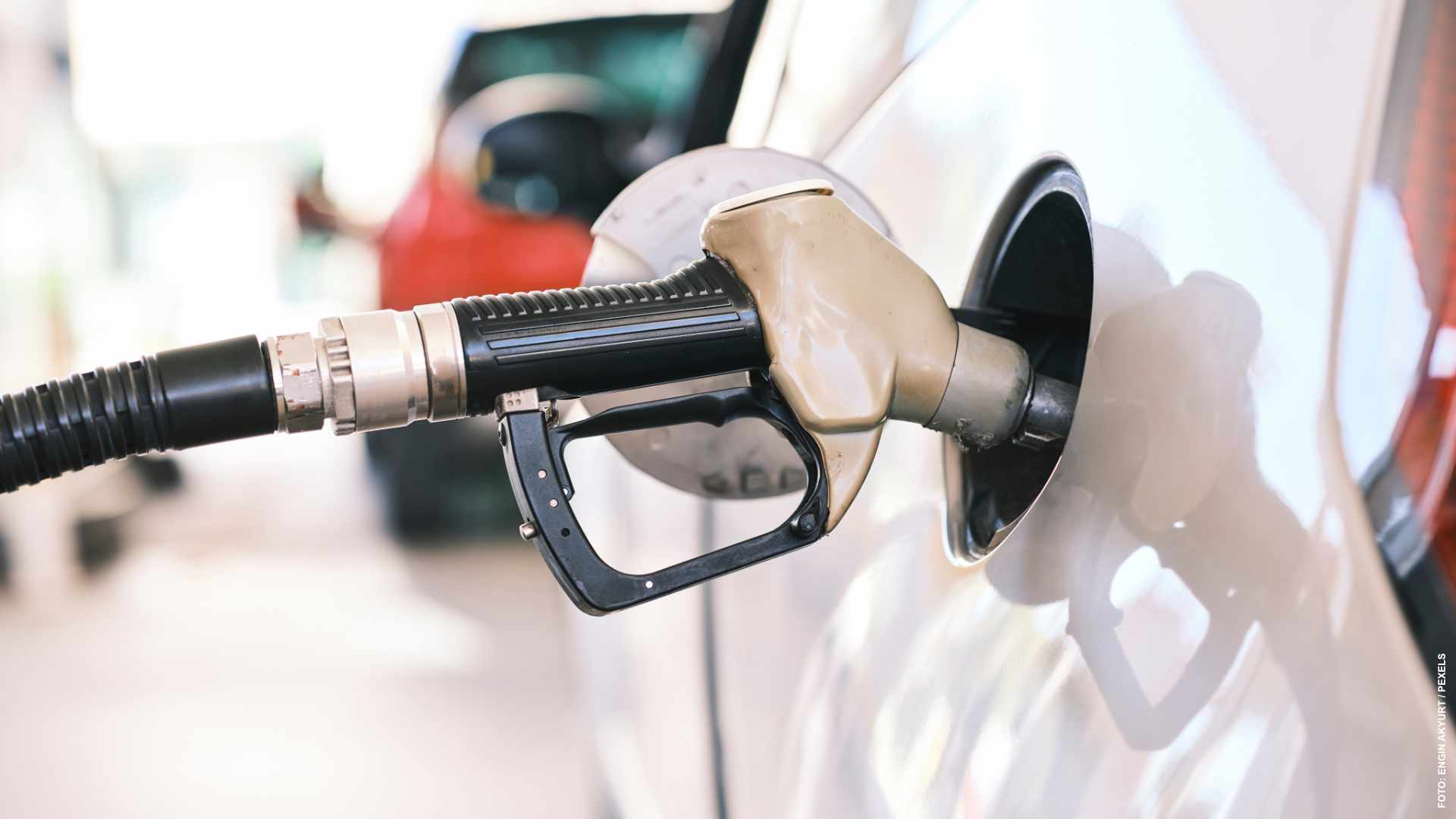 Quebec no eliminará el impuesto a la gasolina