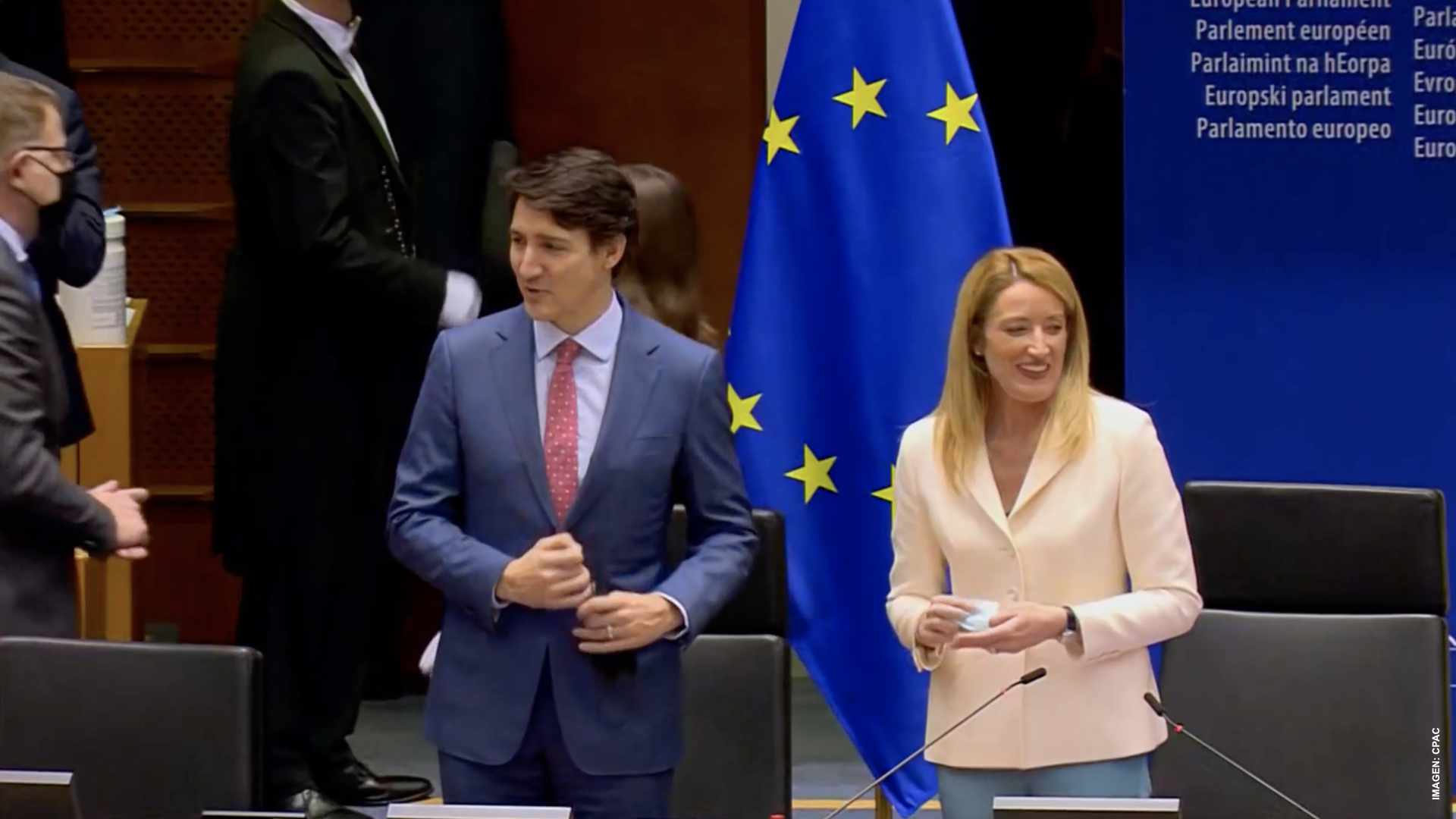 Trudeau entre aplausos y críticas en Parlamento Europeo